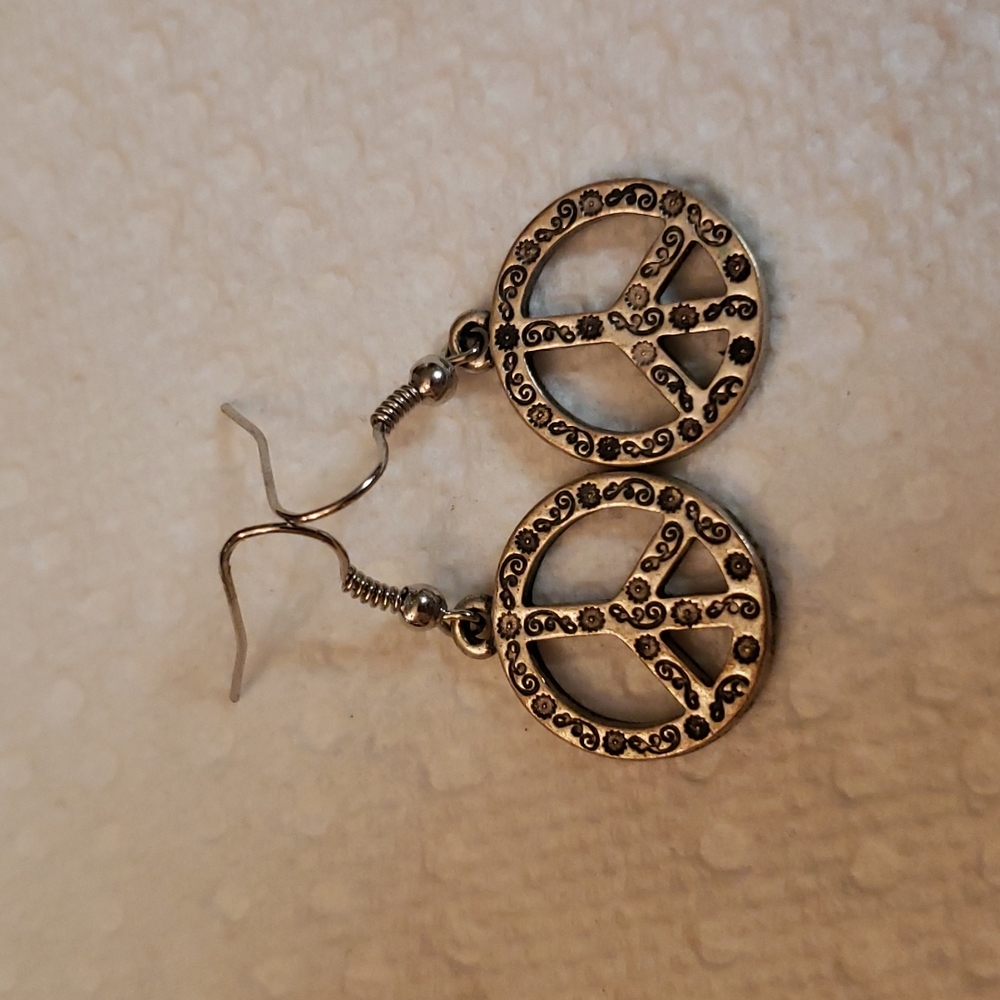 Silver Peace Sign Earrings Small EUC